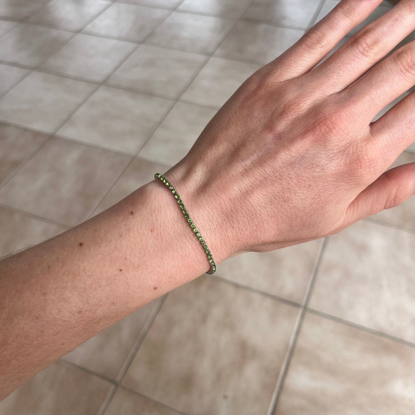 Bracciale tennis verde chiaro 2mm