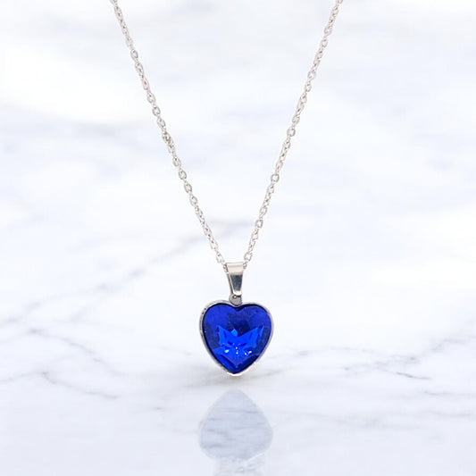 Collana cuore blu