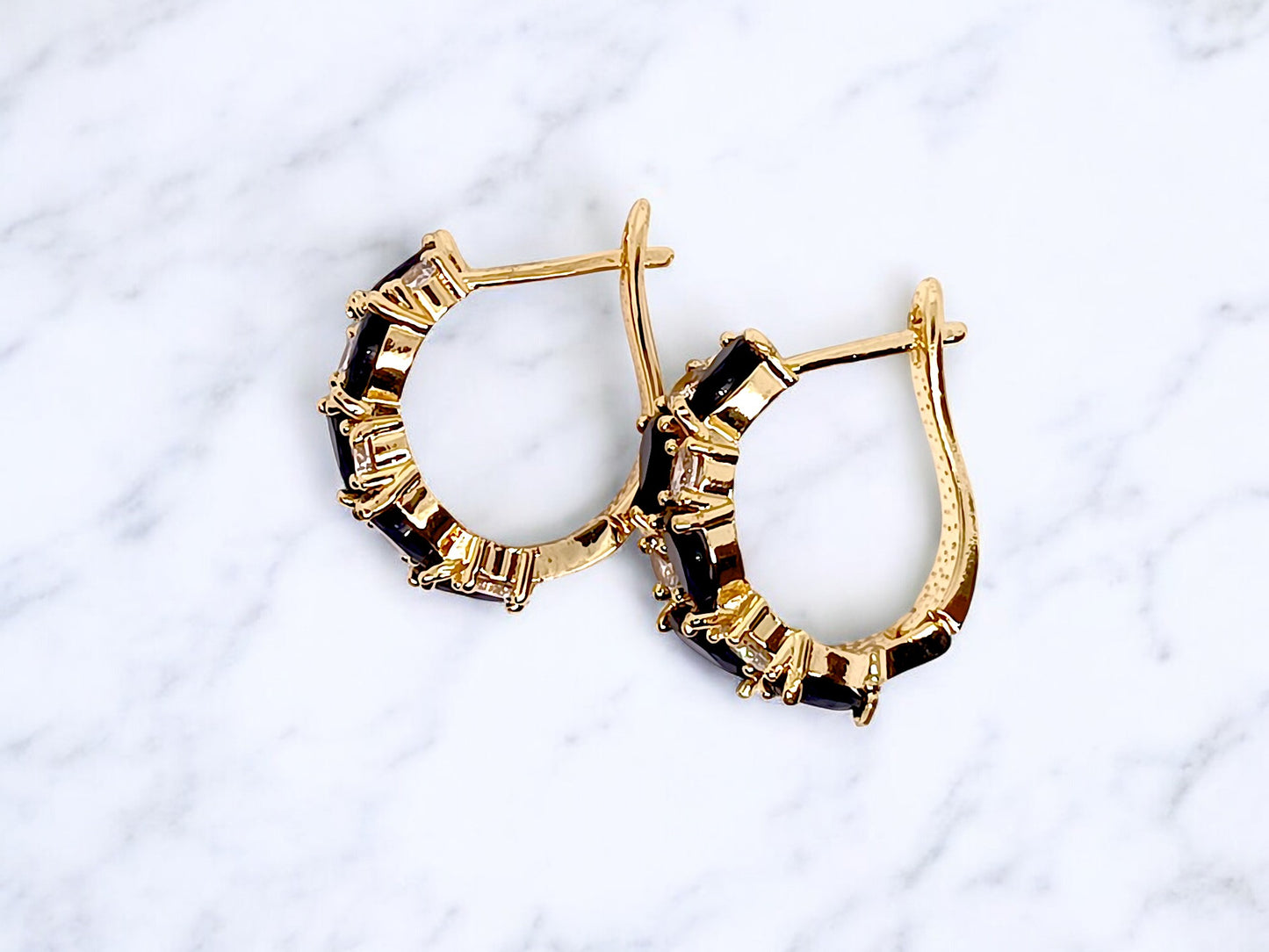 Orecchini cerchi neri