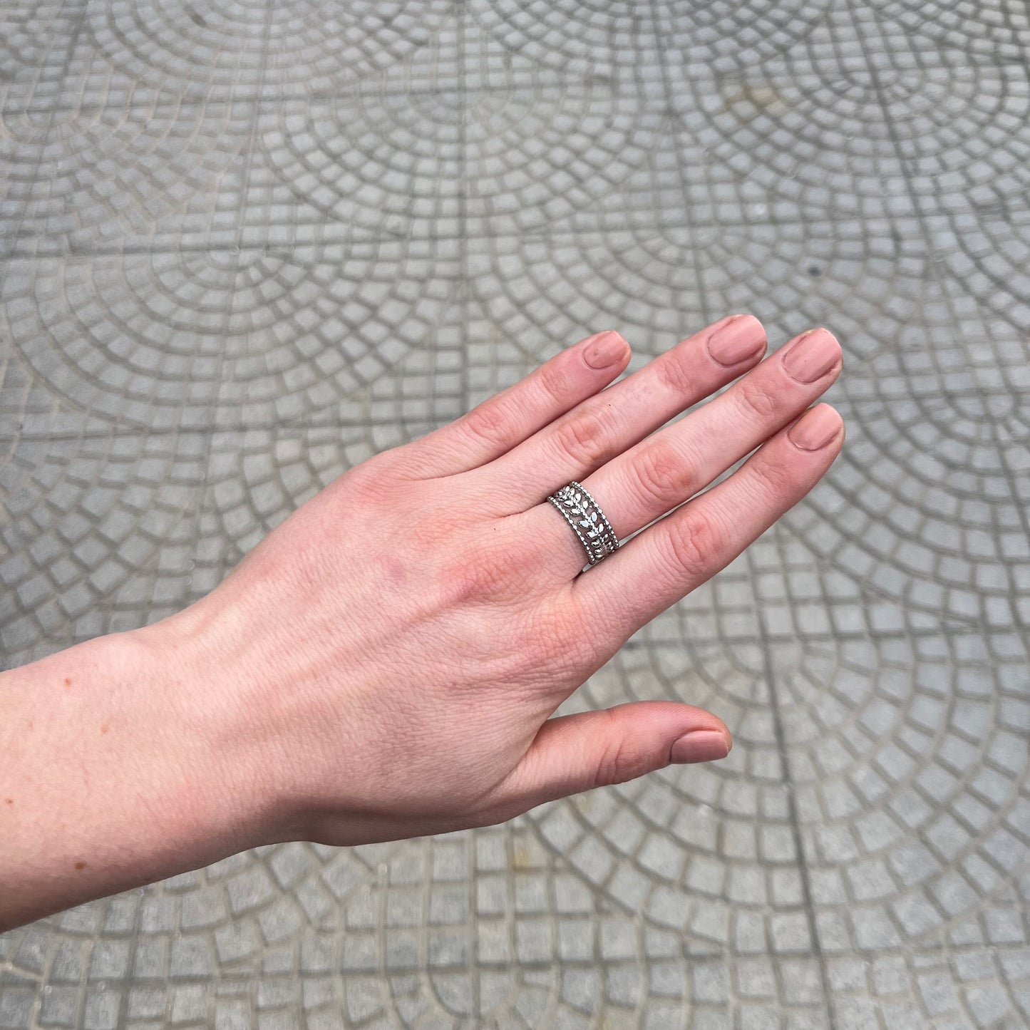 Anello foglie