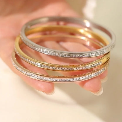 Bracciali rigidi con strass