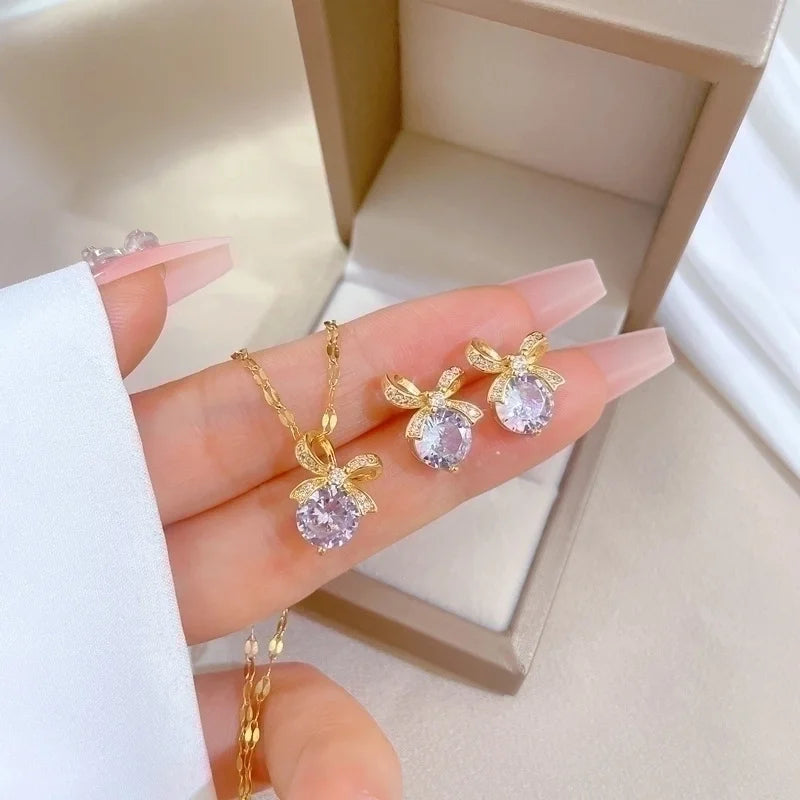 Completo fiocco con strass
